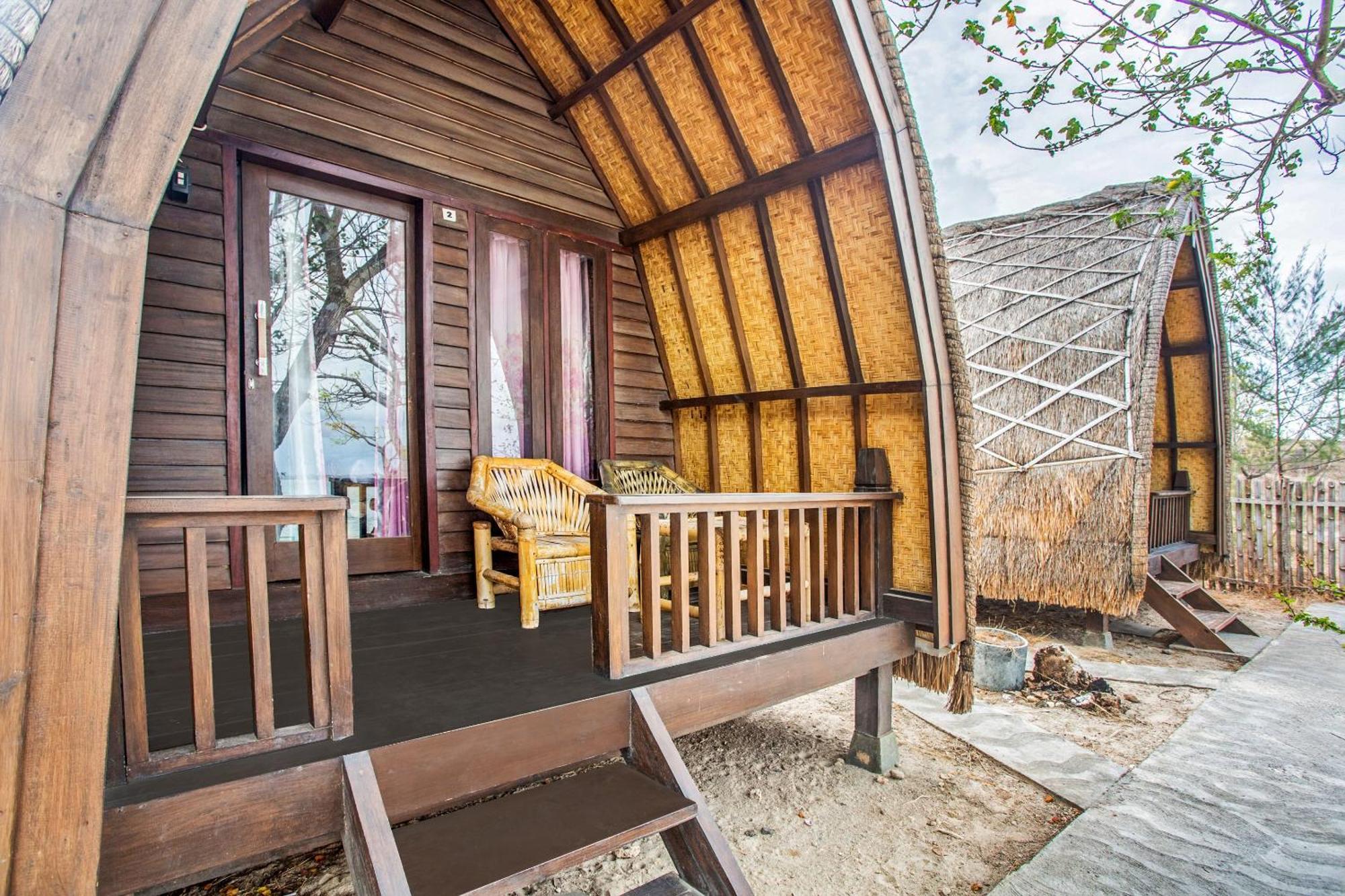 Oyo 1837 Telone Bungalow Palebah Exteriér fotografie