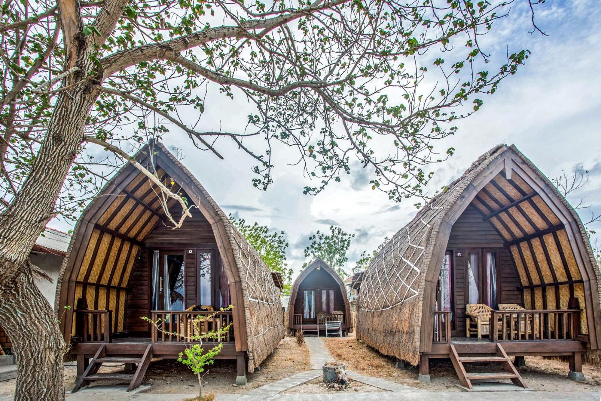 Oyo 1837 Telone Bungalow Palebah Exteriér fotografie